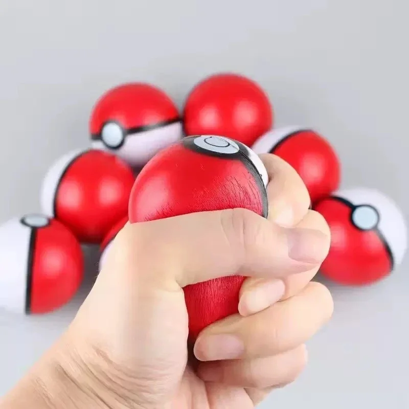 Pelota Antiestrés Pokémon Poké - Interactive Squeaky Plush Dog Toy reseña y precio